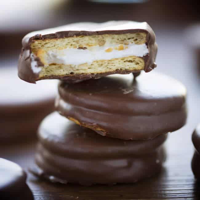 Chocolate Covered Marshmallow Fluff Ritz Crackers!