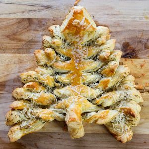 Have fun with your puff pastry and create this savory Christmas Tree!