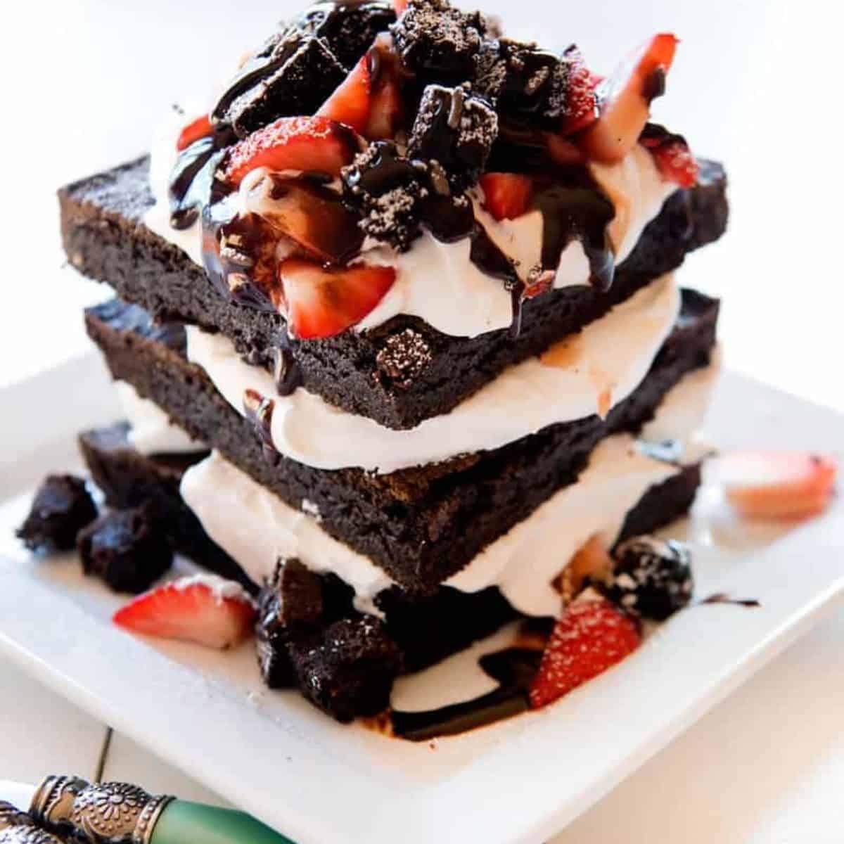 Easy Brownie Dessert i am baker