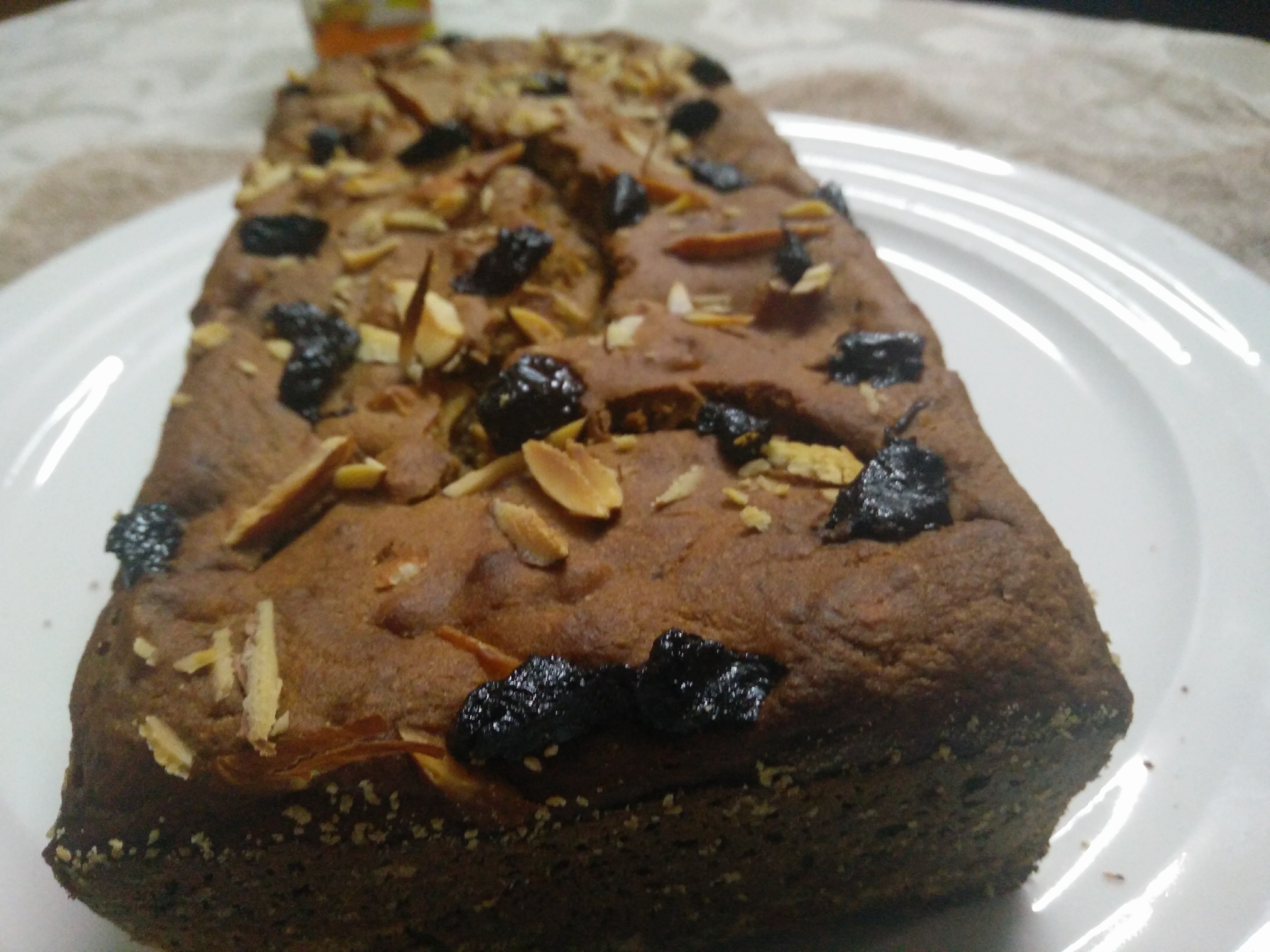 Apple Prunes and Oats Cake i am baker