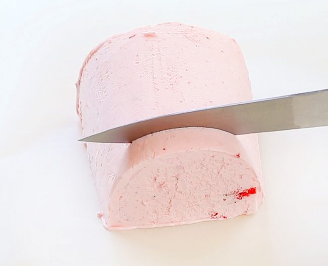 How to slice ice cream for homemade dessert tacos!