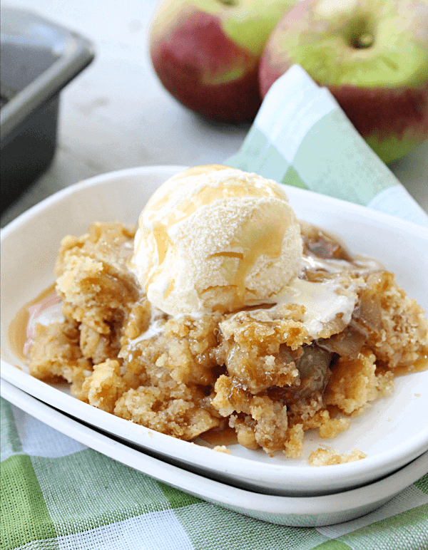 Cinnamon Apple Cobbler | i am baker