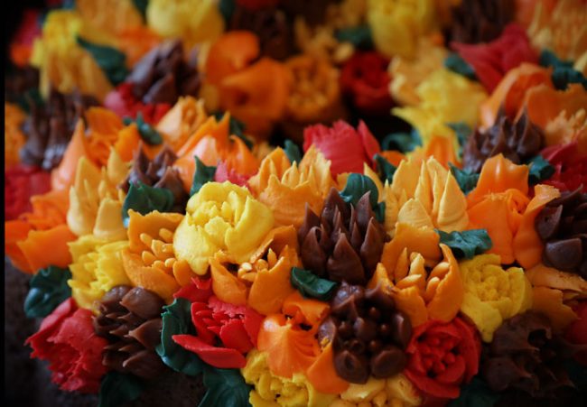 Flowers Piped on Bundt Cake