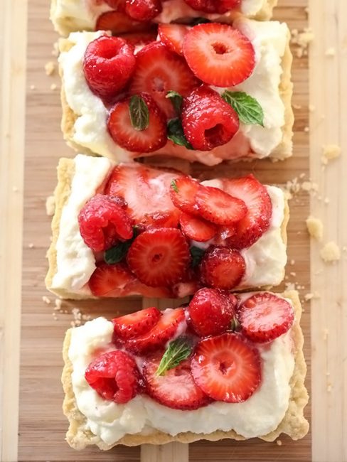 Berry Tart with Lemon Curd