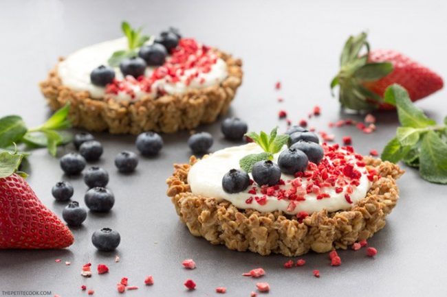 Berry Marscarpone Tarts