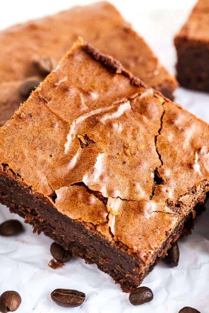 Mokka Brownies {Extra Diepe Rijke Smaak!}- i am baker | Tanger