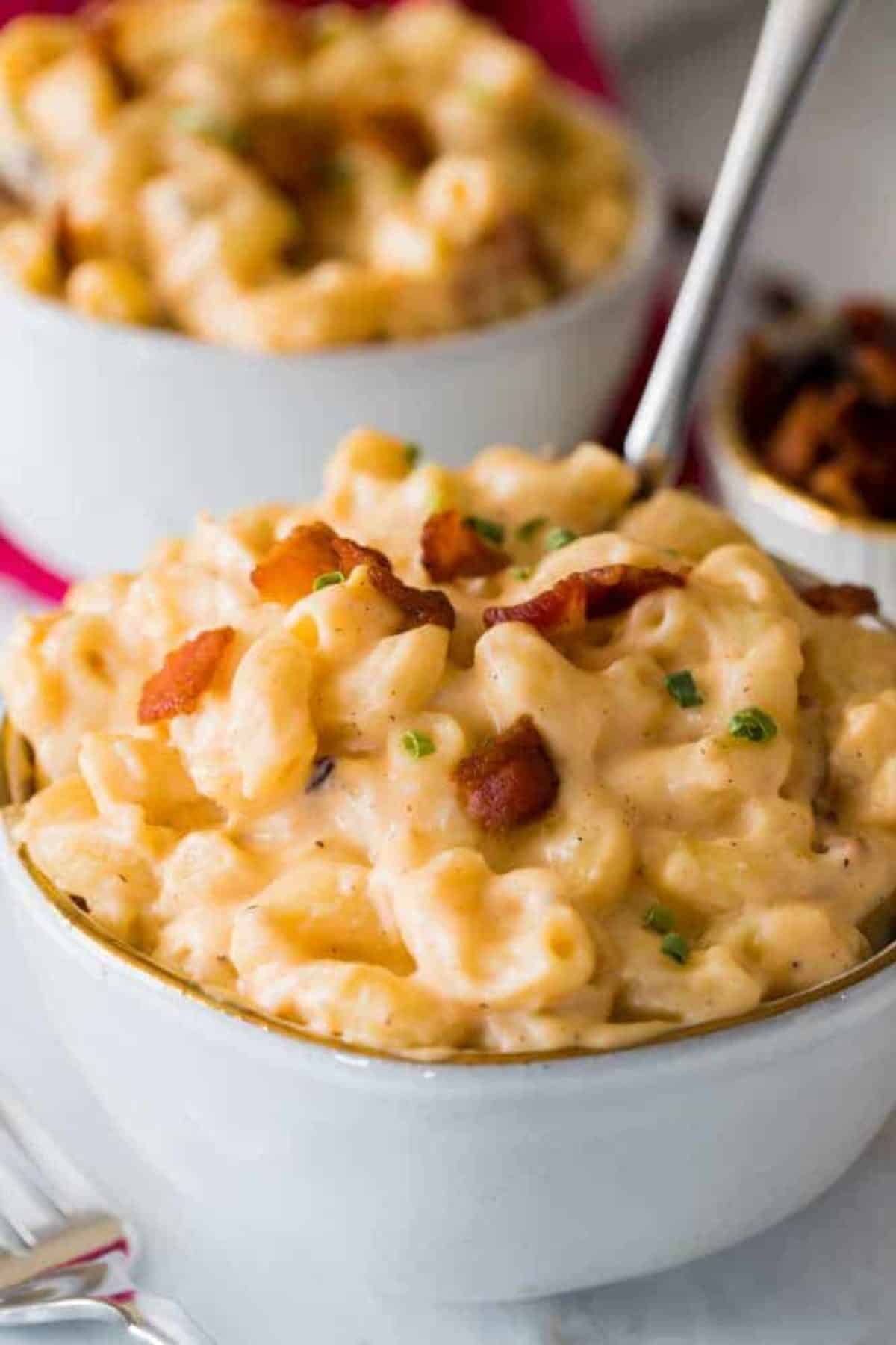 Bacon Macaroni Cheese i am baker