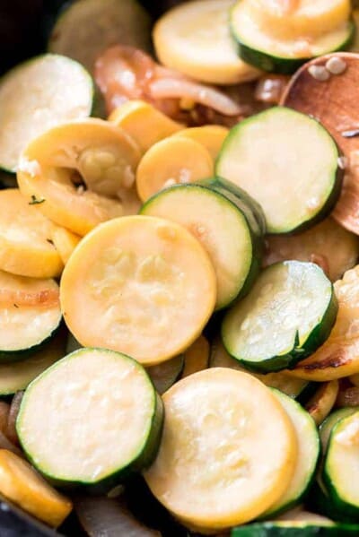 Easy Scalloped Zucchini {VIDEO} | i am baker