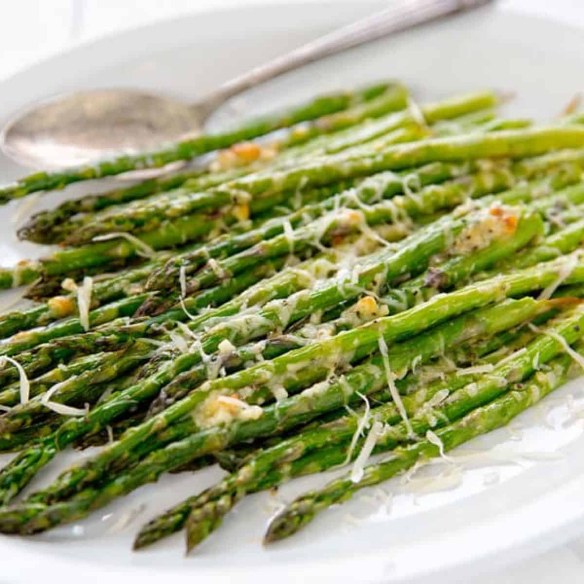 Garlic Roasted Asparagus - I Am Baker