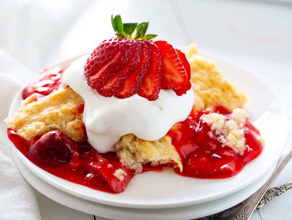 Strawberry Dump Cake with Fresh Strawberries