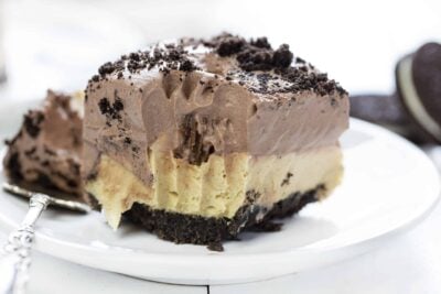 Peanut Butter Oreo Dessert {VIDEO} - i am baker