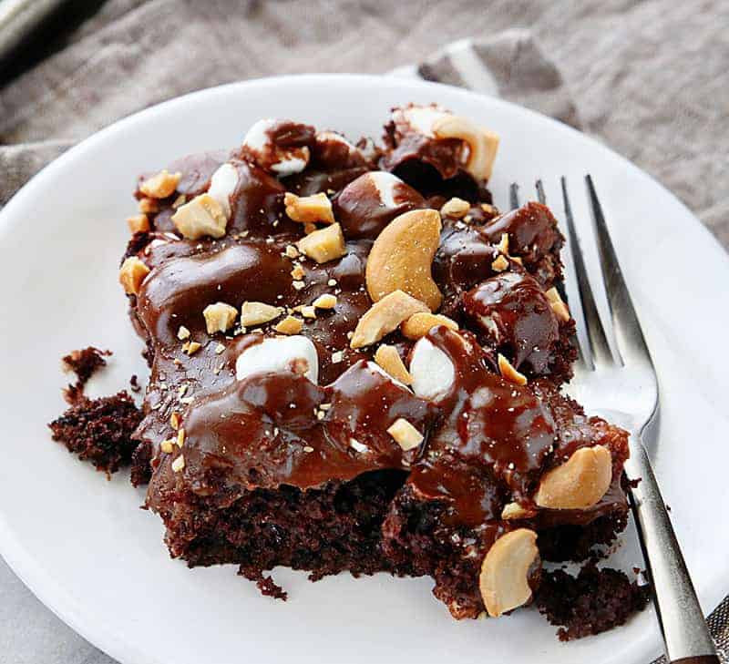 rocky-sheet-cake-blog-image