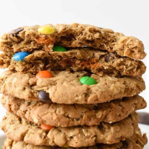 Giant-Monster-Cookies-2-sized
