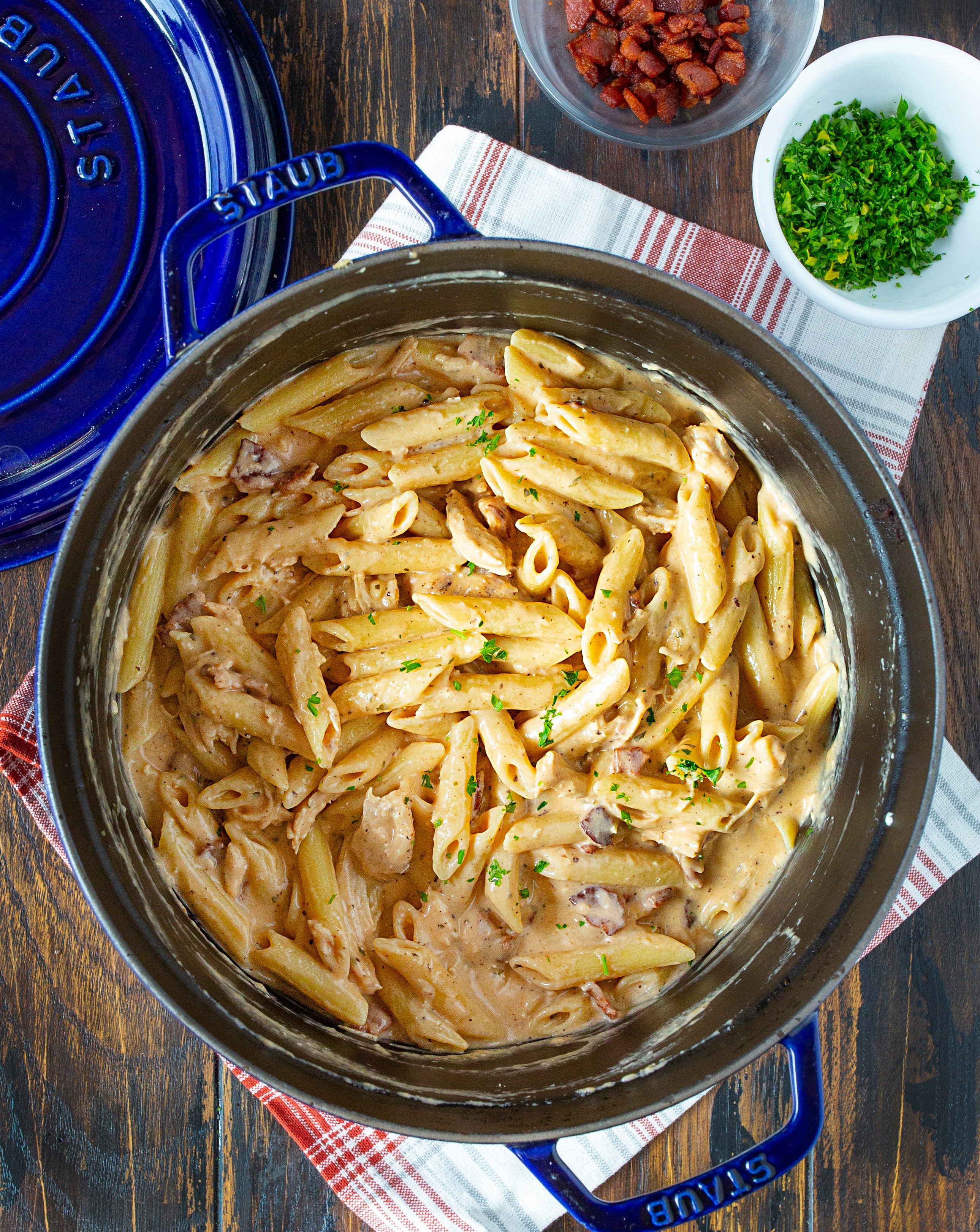 Easy and Cheesy Ranch Chicken Pasta