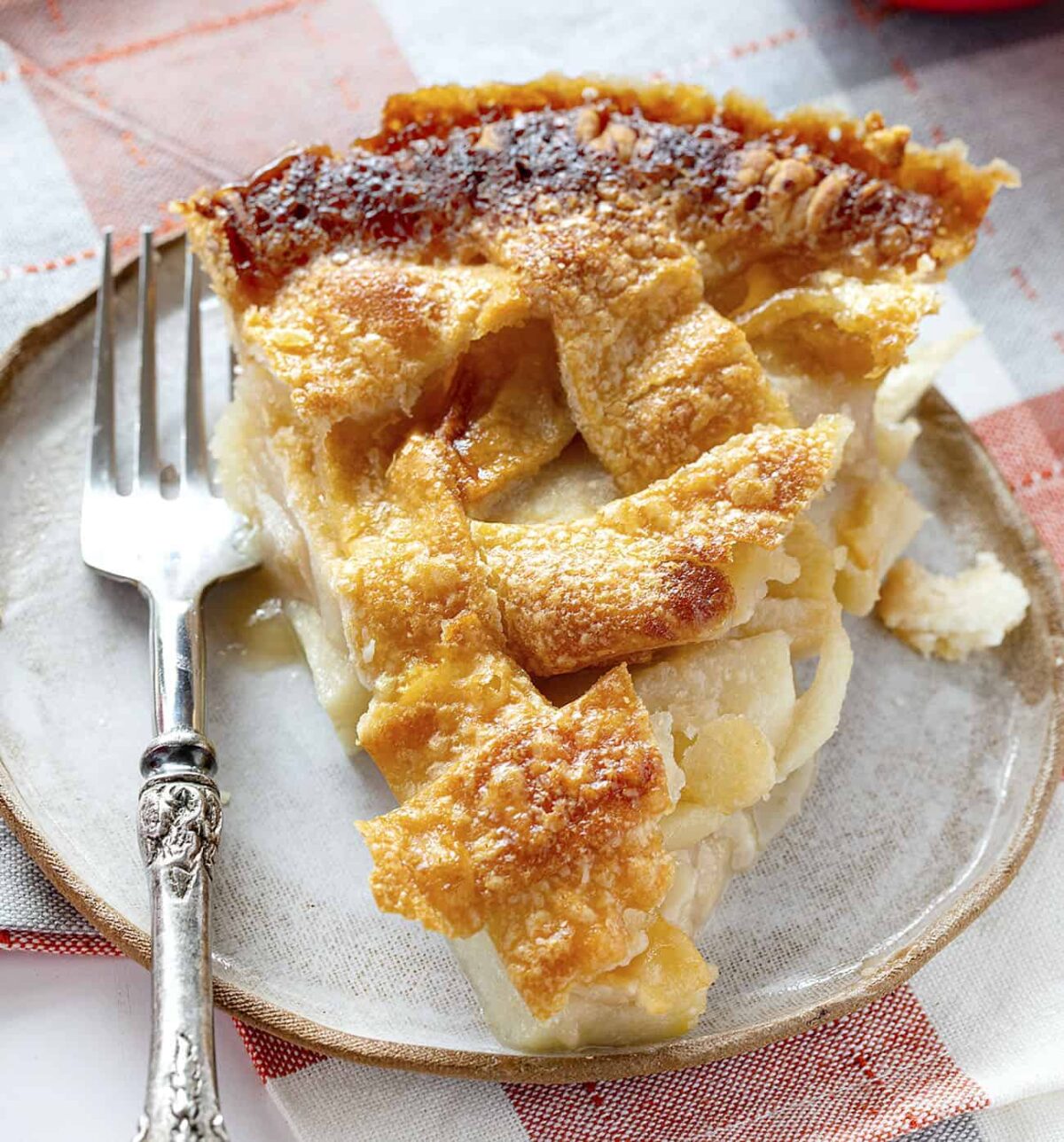Dwight&amp;#39;s Caramel Apple Pie - i am baker
