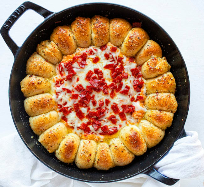 Skillet Pizza Dip - i am baker