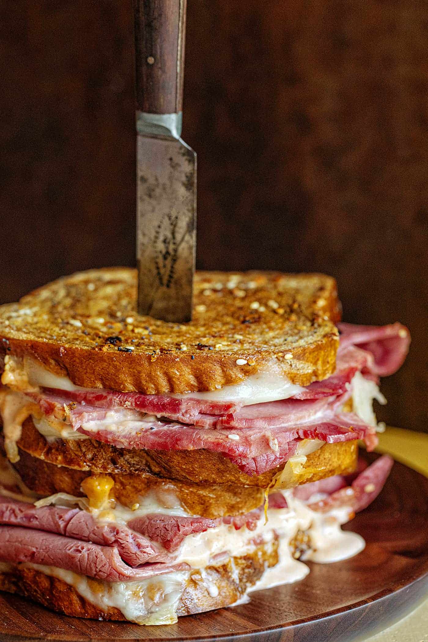 Corned Beef Sandwich With Russian Sauce (Reuben Sandwich Recipe)