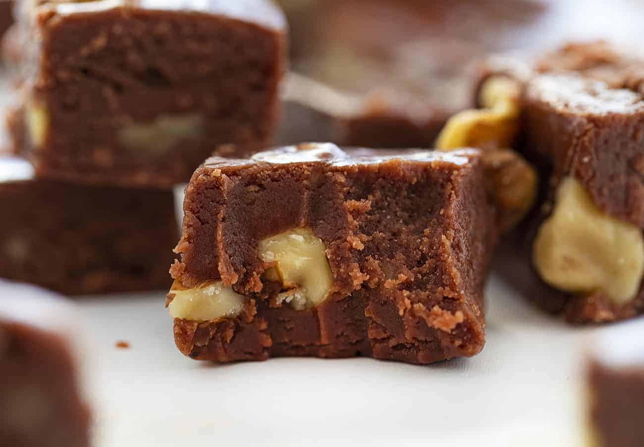 Morceau de Fudge Fantaisie au Chocolat