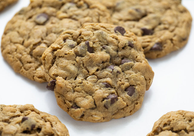 Flourless Peanut Butter Chocolate Chip Cookies - i am baker