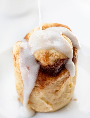 Cinnamon Roll in a Mug - i am baker