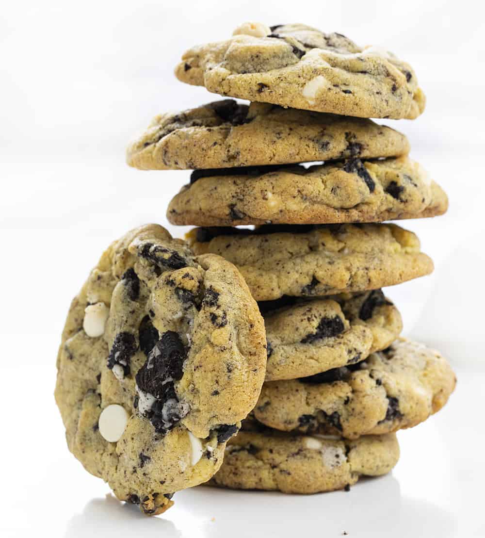 Cookies and Cream Cookies Stacked with One Resting On its Side