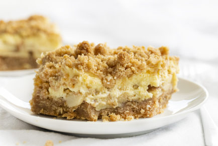 Apple Cream Cheese Bars - i am baker