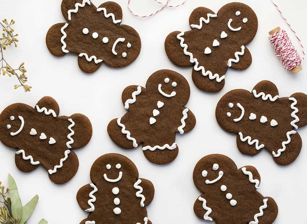 molasses substitute for gingerbread cookies clipart