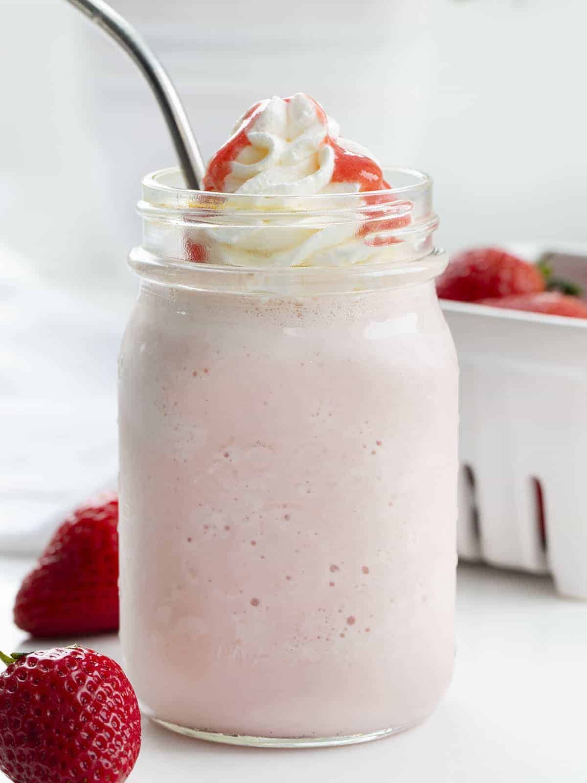 Strawberry Frappuccino (Copycat Recipe) i am baker