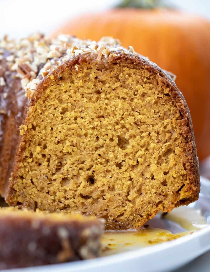 Pumpkin Spice Bundt Cake - i am baker