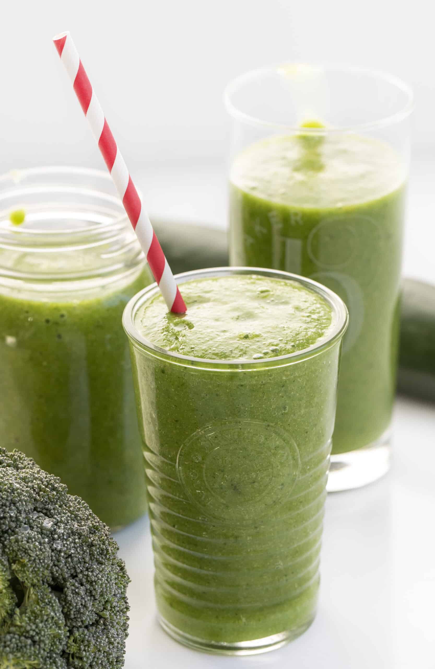 Green Smoothie Recipe in 3 Glasses with Straw