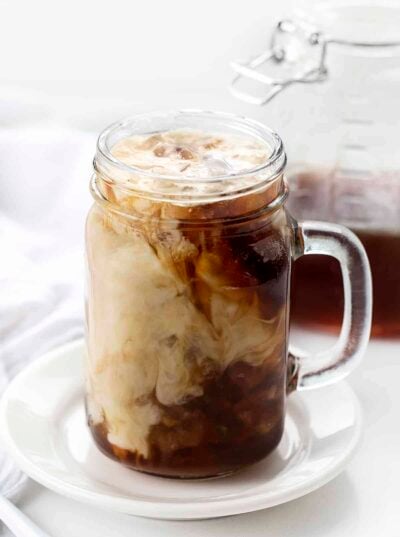 Iced Sugar Cookie Latte {Starbucks Copycat} - i am baker