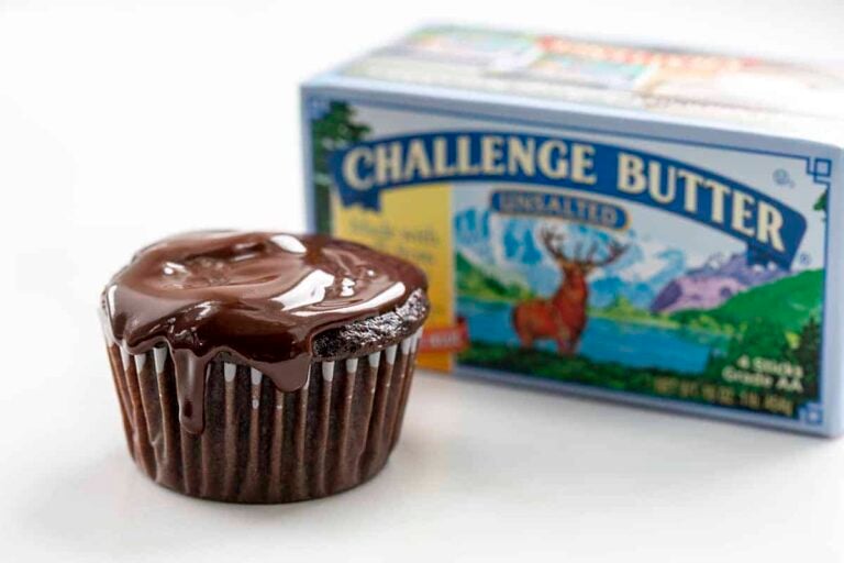 Chocolate Ganache Made with Butter {VIDEO} i am baker