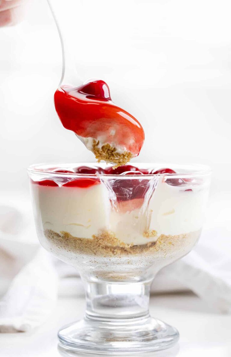 No-Bake Cherry Cheesecake Parfaits - i am baker