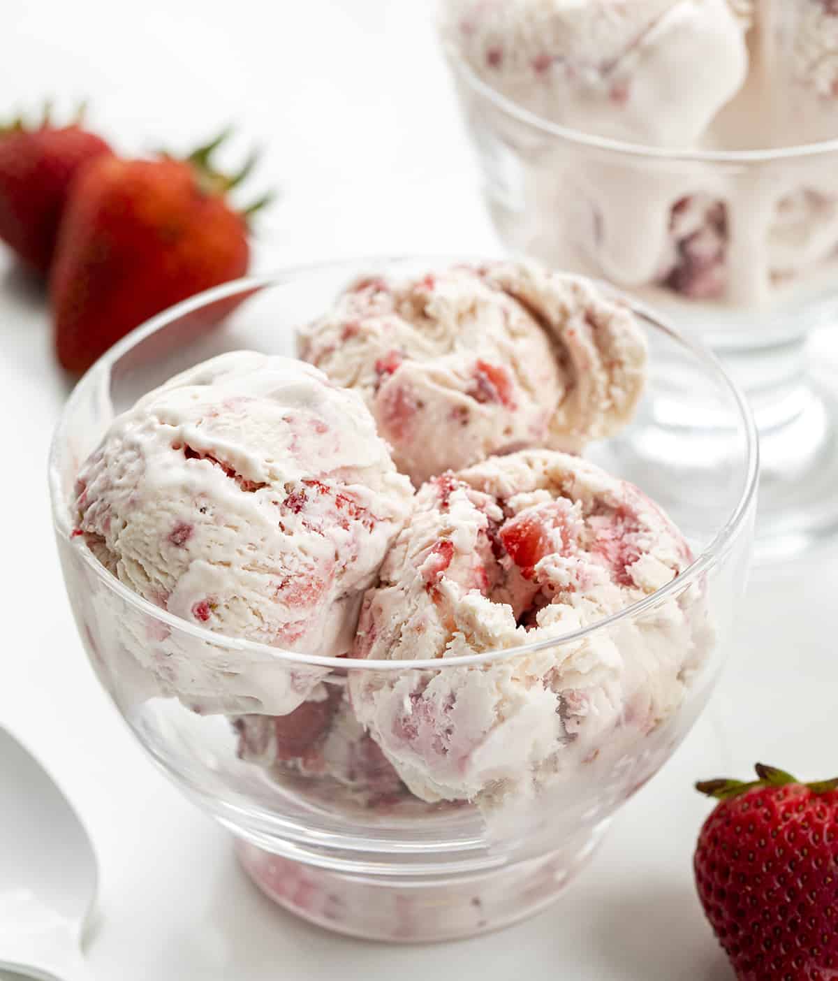 Bowls of No-Churn Strawberry Ice Cream with Fresh Strawberries on the Counter. Dessert, Ice Cream, Ice Cream Recipes, No Churn Ice Cream, Strawberry Ice Cream, Summer Desserts, No Bake Dessert, i am baker, iambaker.