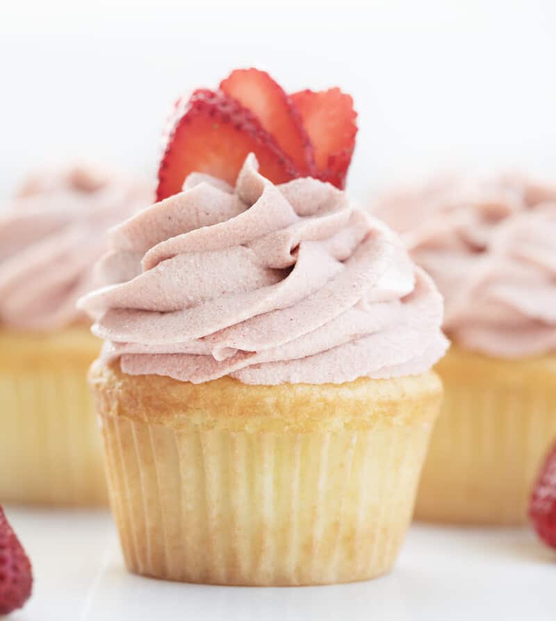 Strawberry Ermine Frosting i am baker