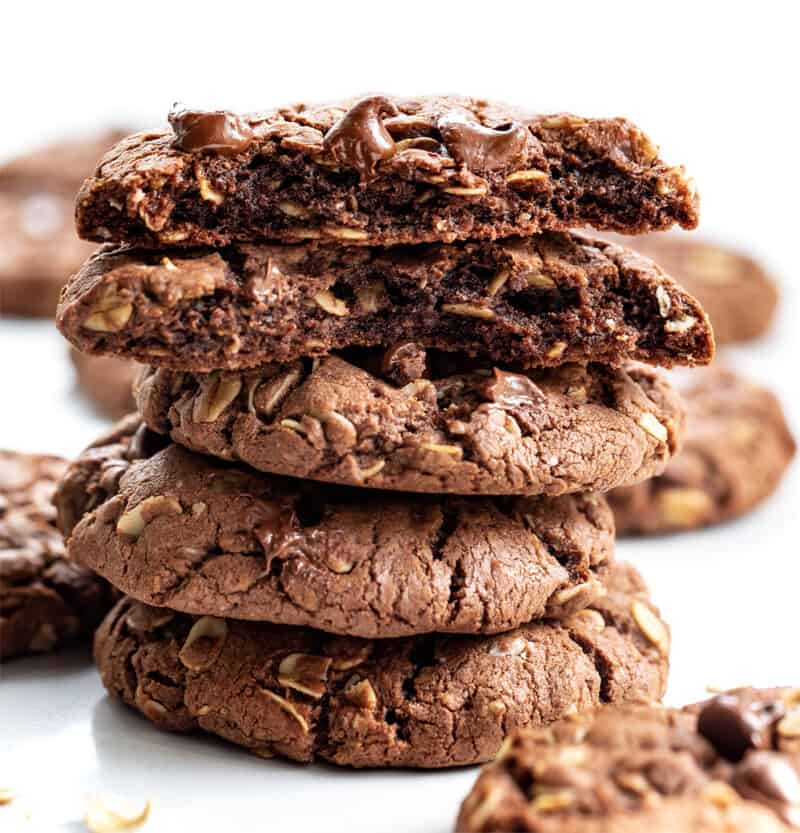 Chocolate Oatmeal Cookies - i am baker