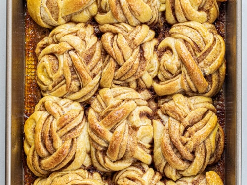 Braided Cinnamon Rolls - i am baker