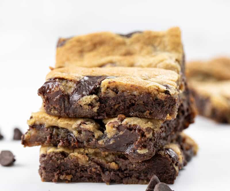 Hot Fudge Chocolate Chip Cookie Bars i am baker