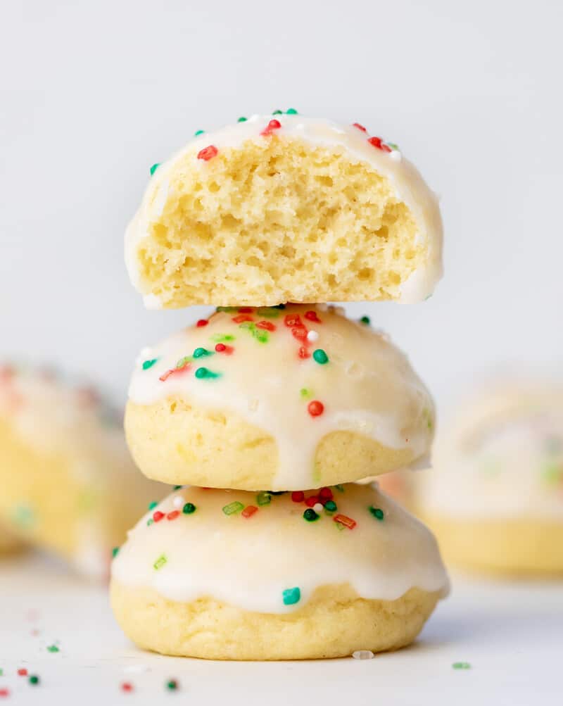 Italian Christmas Cookies - i am baker