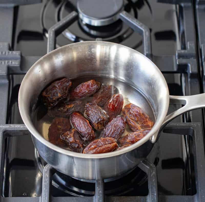 Sticky Toffee Pudding i am baker