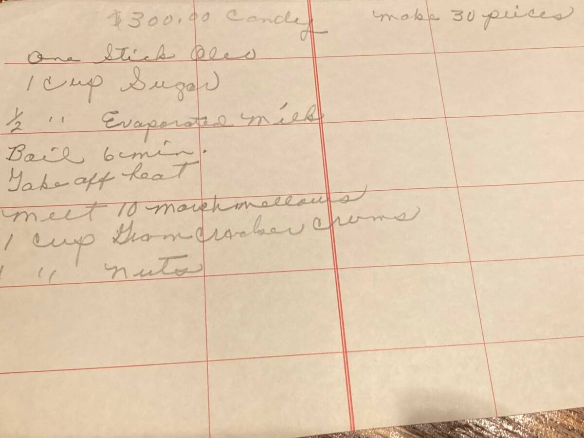 $300 Candy, or graham cracker candy recipe that is handwritten.