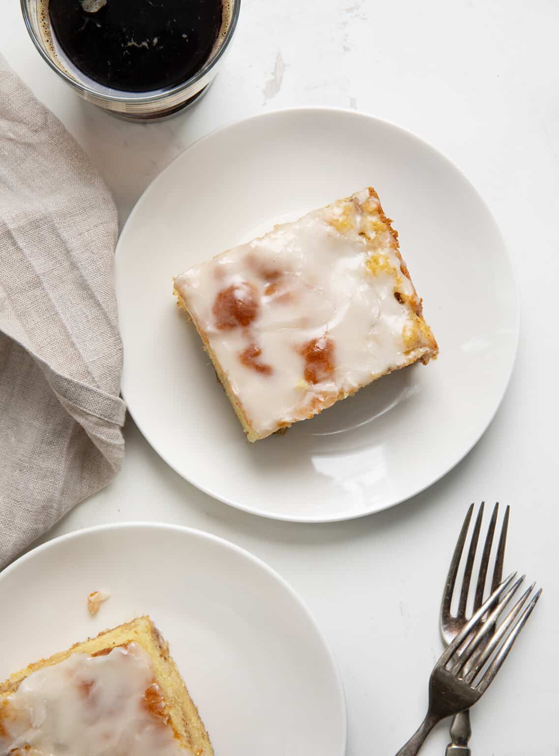 Easy Honey Bun Cake - i am baker