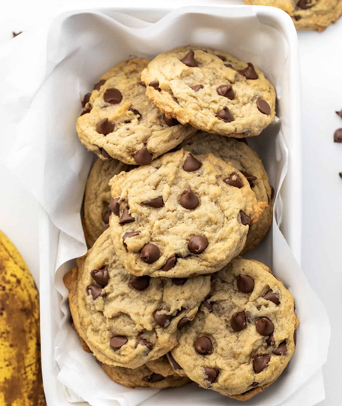 Chewy Banana Chocolate Chip Cookies