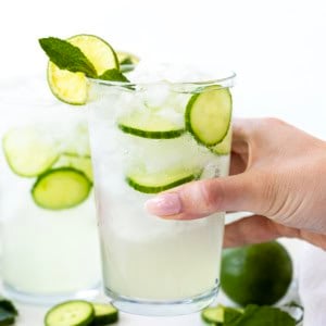 Hand holding a Cucumber Mint Refresher.