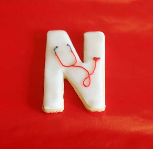 Nursing School Cookies from iambaker.net #cookies #EKGcookie