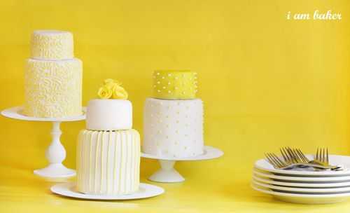 mini yellow wedding cakes