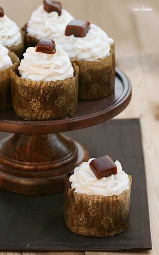 IMG_9933-1.pumpkincaramelchocolatecupcake